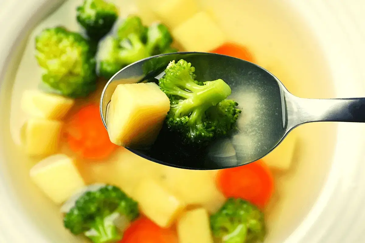 Potato and broccoli soup