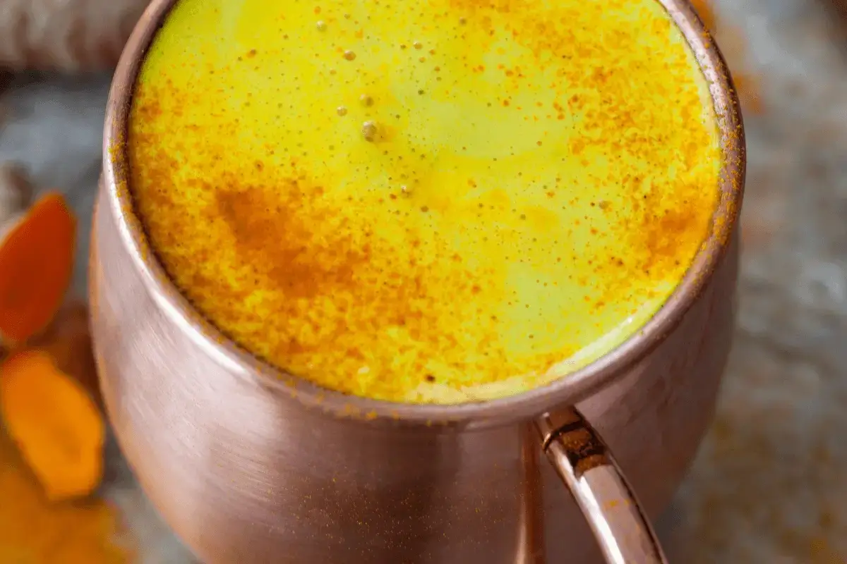 Turmeric milk drink is helps for skin allergies