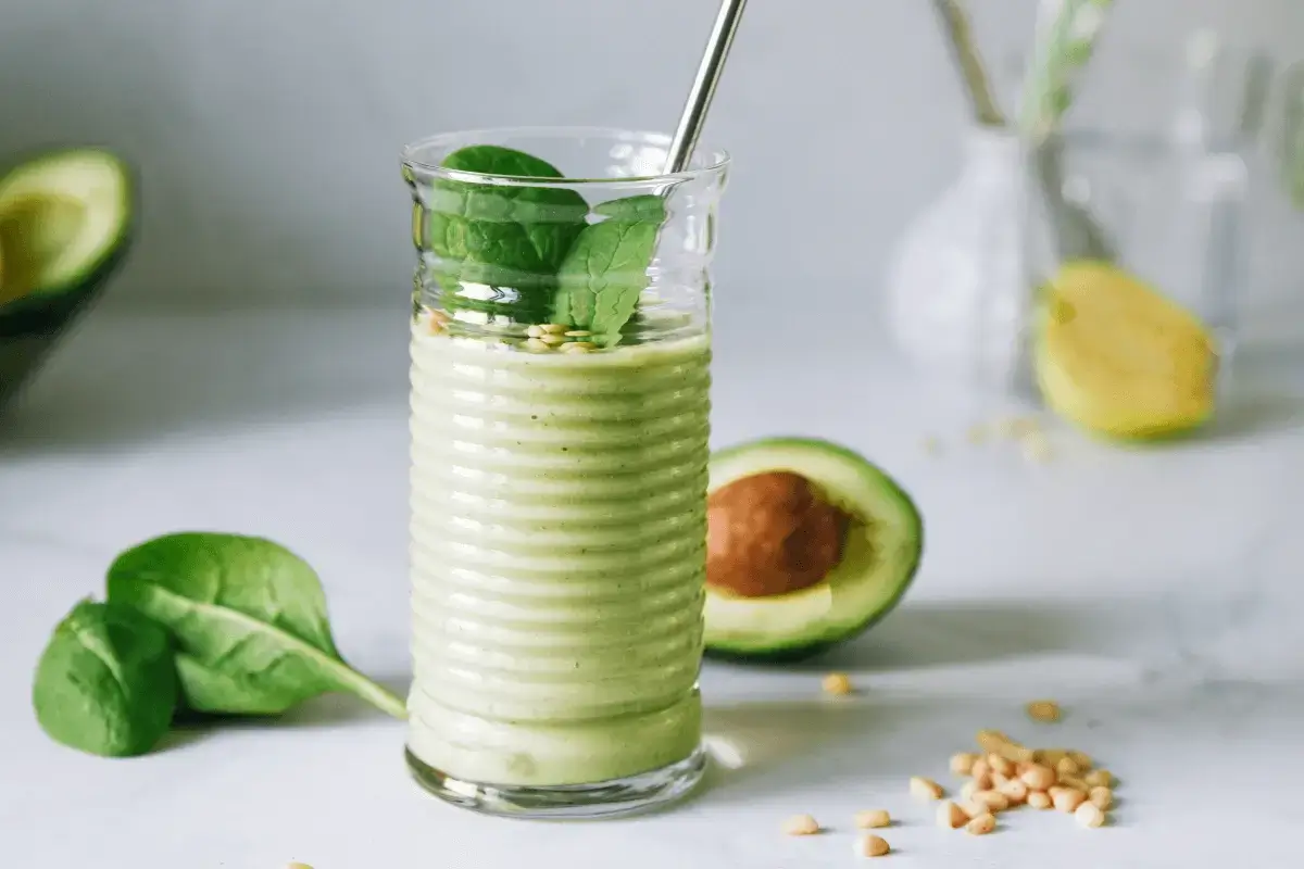 Almond and avocado milk drink