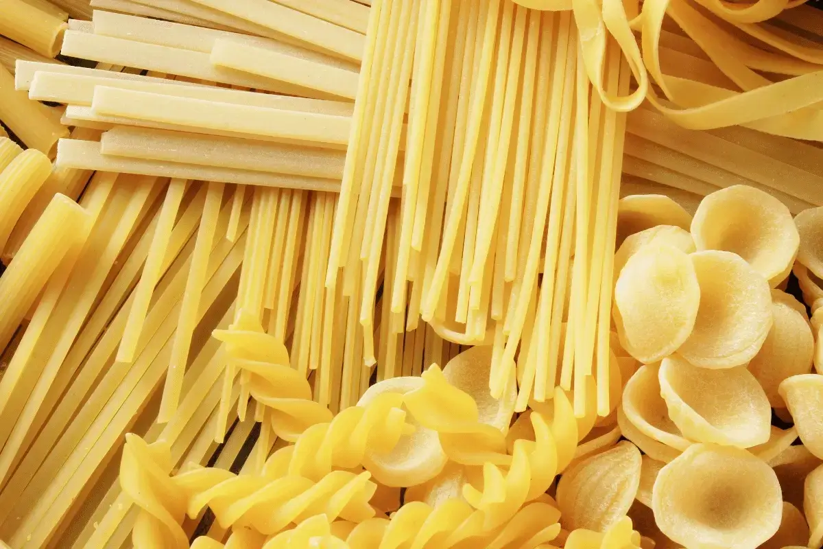 Brown pasta is one of the rich carbohydrates food