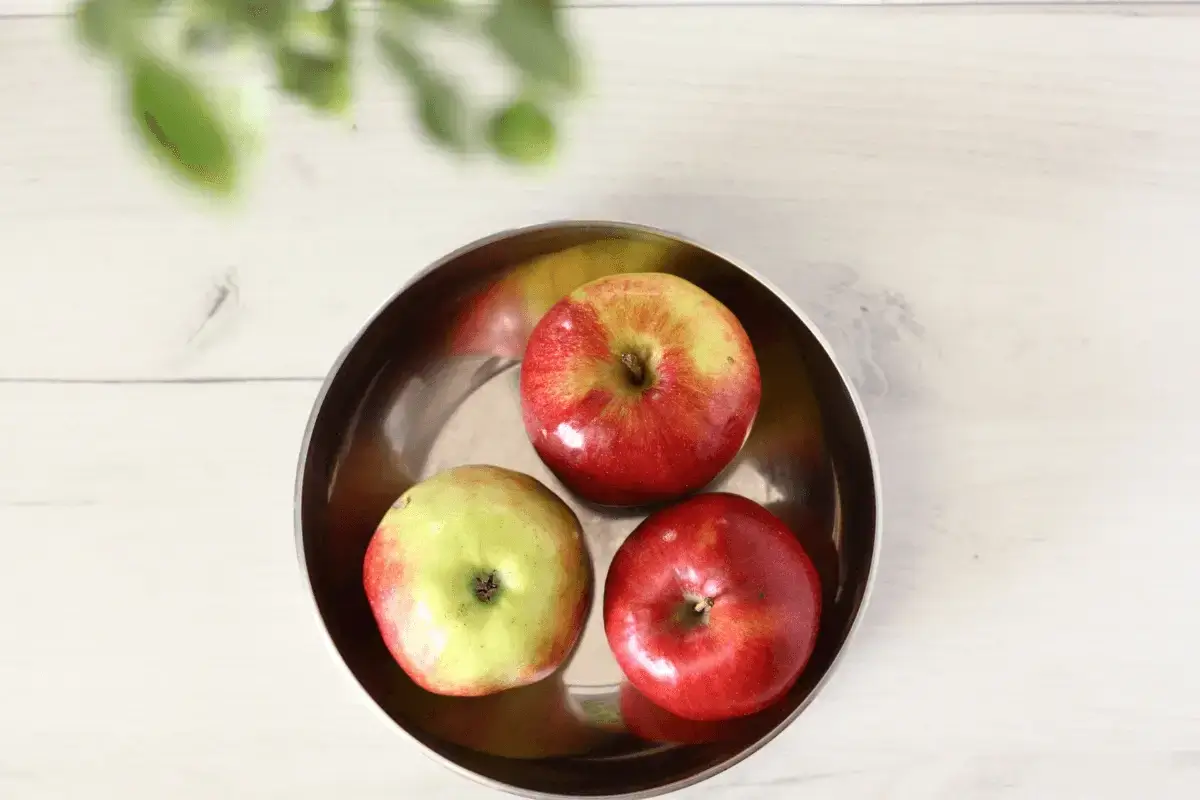 Apple is fruits high in fiber