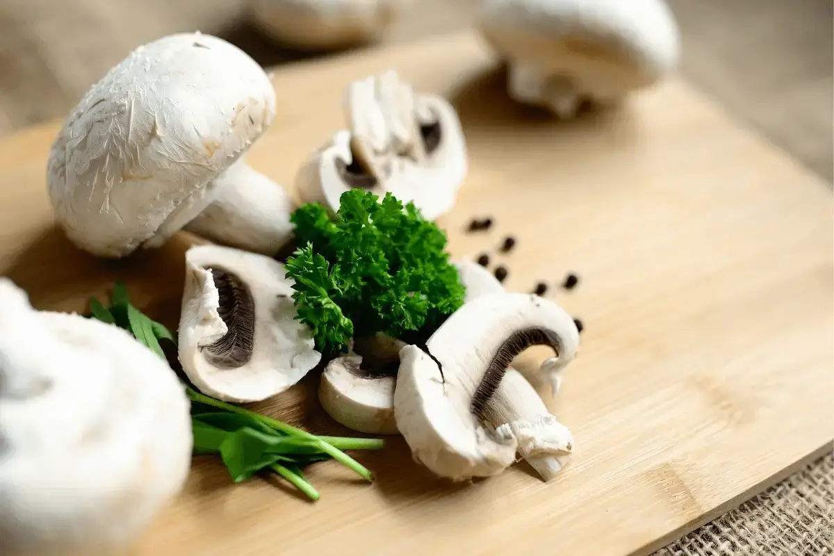 Mushrooms is healthy food for gout patients