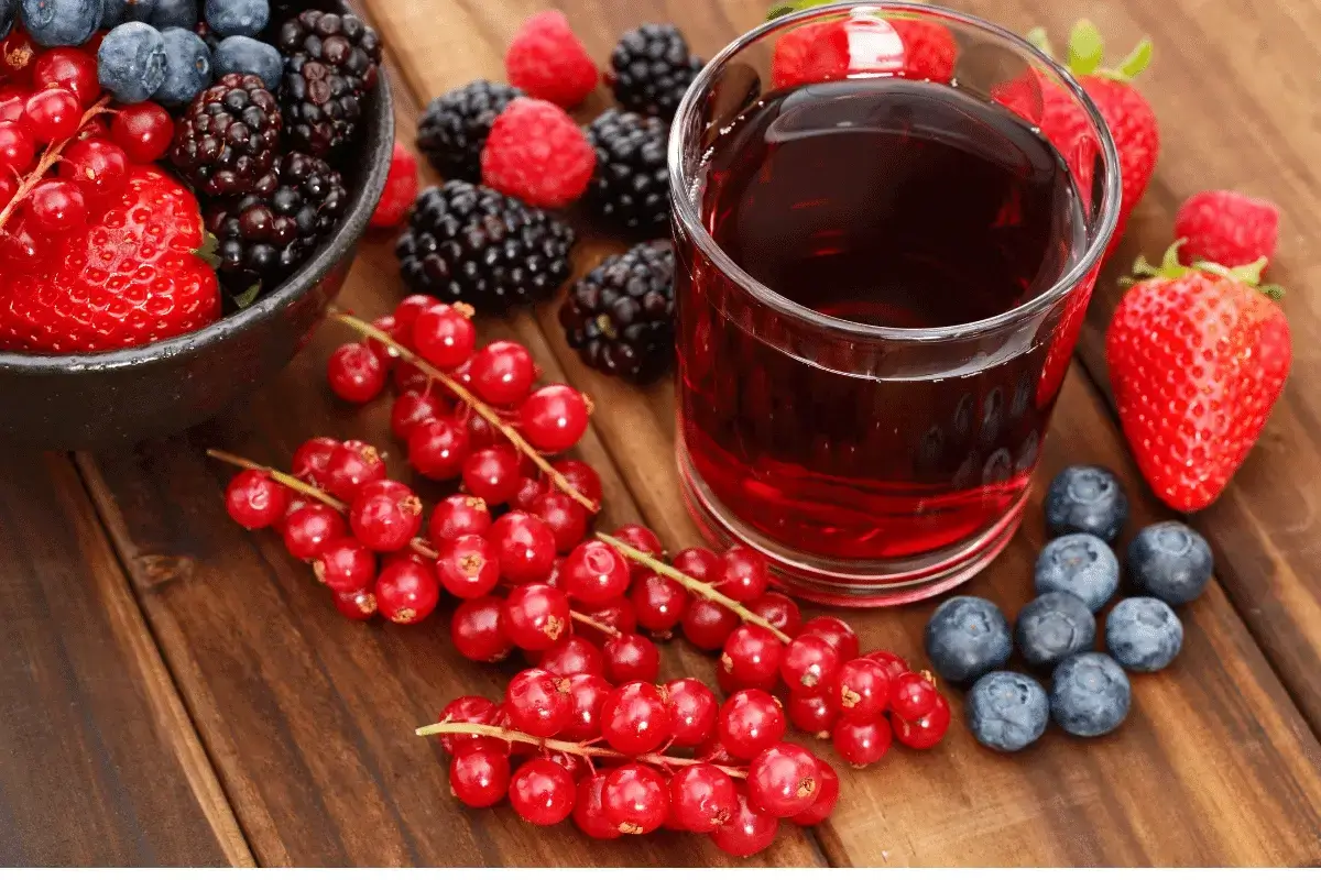 Berry juice is one of the healthy breakfast
