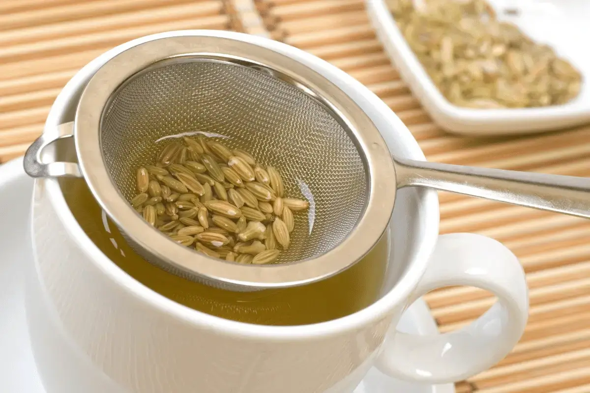 Fennel seed tea is one of the best tea for period cramps