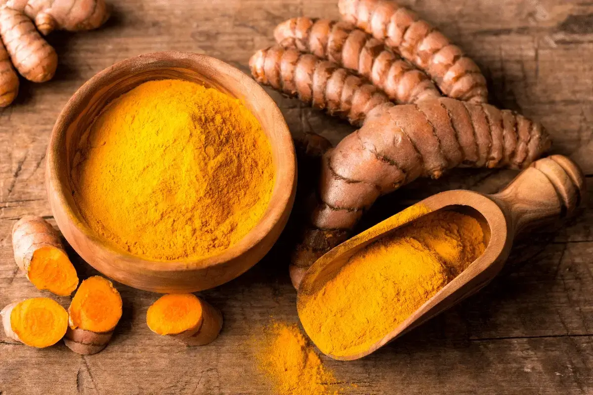 Curry and turmeric are one of the best herbs high in zinc