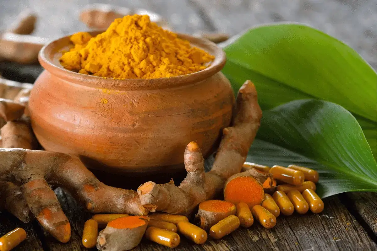 Adding turmeric to food