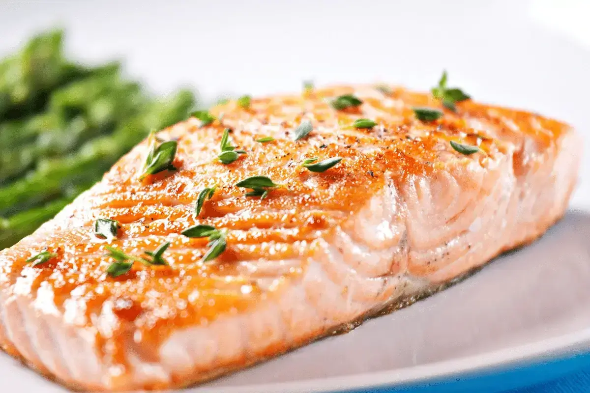 Salmon is one of the meal plan for muscle gain