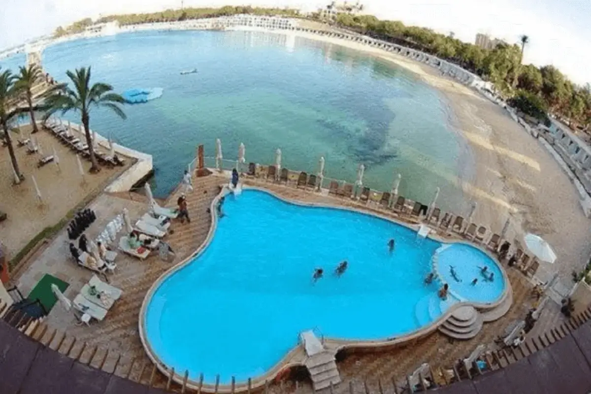 Helnan Royal Palestine is one of the pool in Alexandria