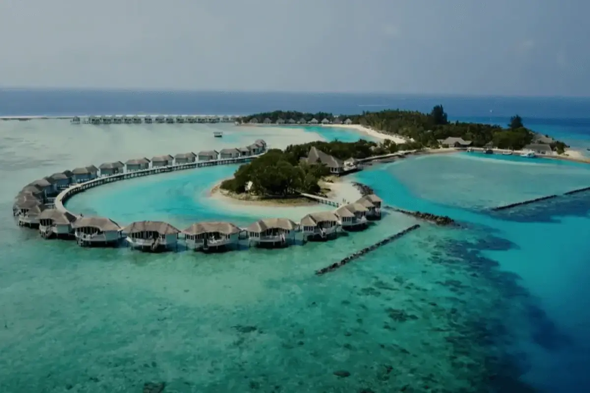 Maldive Islands are one of the best East Asian countries for honeymoon