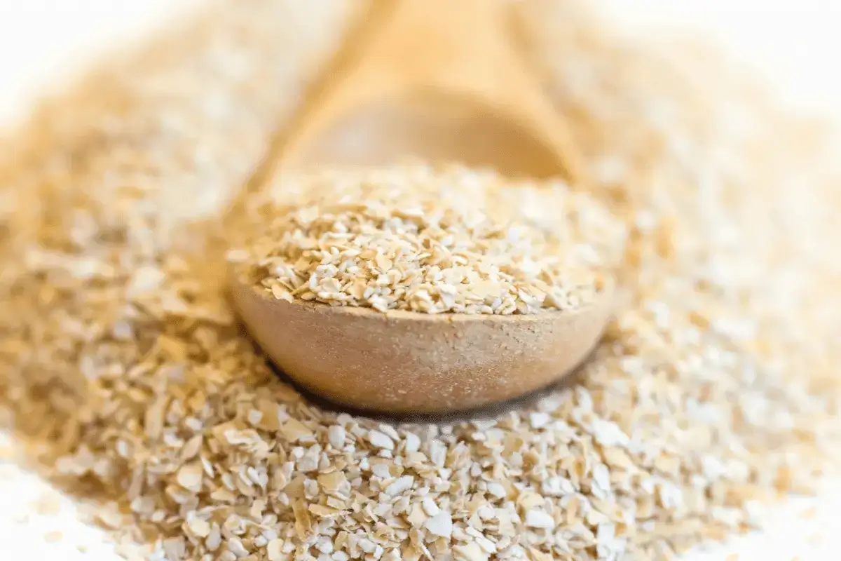 Oats are one of the foods that burn thigh fat fast